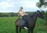 Pferd frau sex 🔥 Pferd hat sex mit frau Frauen Fickt Pferd